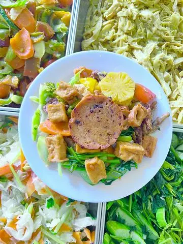 Hình ảnh Cơm chay chả nấm