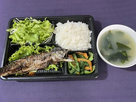 Hình ảnh Cơm cá saba Nhật áp chảo +Canh