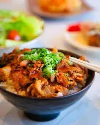 Hình ảnh Pork kimchi rice- Cơm ba rọi heo xào kimchi