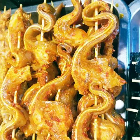 Hình ảnh Tai Heo Nướng 1 Phần 