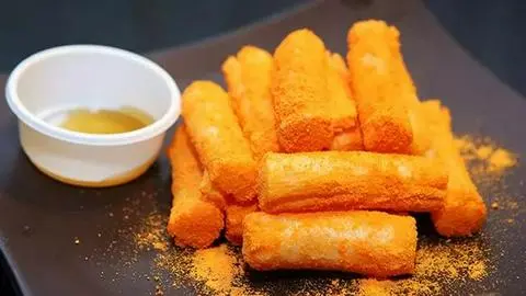 Hình ảnh Tokbokki lắc phô mai 
