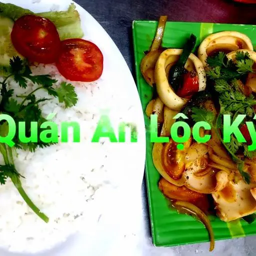 Hình ảnh Cơm trắng mực xào sate