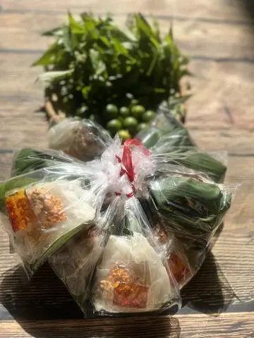Hình ảnh Bánh Tráng Lá Chuối - 1 Bịt 