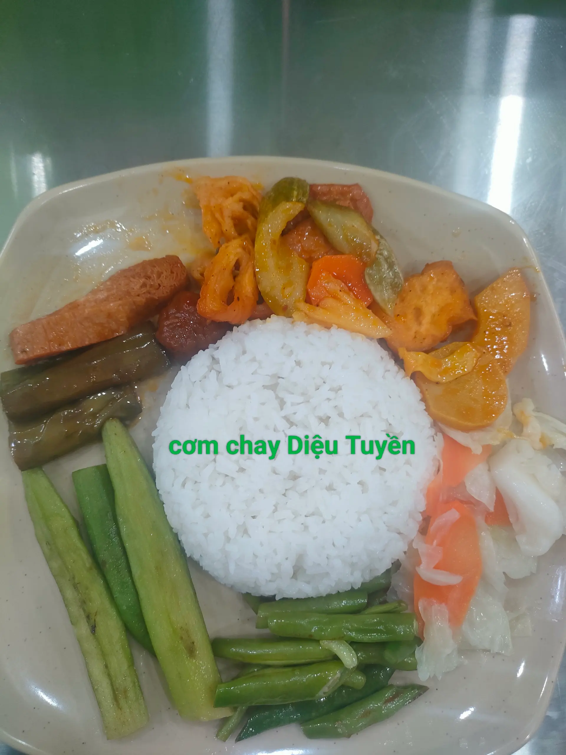 Hình ảnh cơm chay thập cẩm 