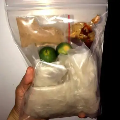 Hình ảnh Bánh tráng phơi sương muối nhuyễn