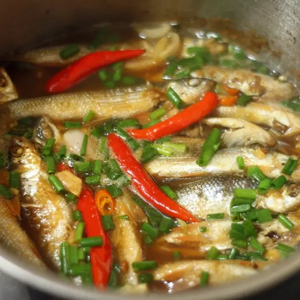 Hình ảnh Cơm cá linh kho +canh