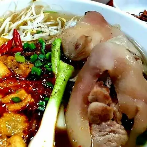 Hình ảnh Nui giò heo - thịt băm