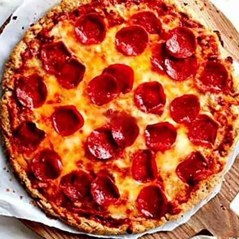 Hình ảnh Pepperoni pizza