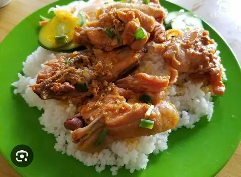 Hình ảnh cơm gà kho