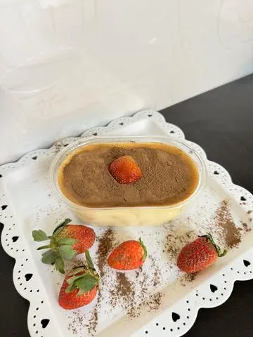Hình ảnh Tiramisu nhà làm chuẩn vị Âu size lớn