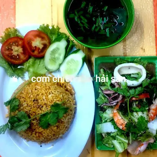 Hình ảnh Cơm chiên xào hải sản