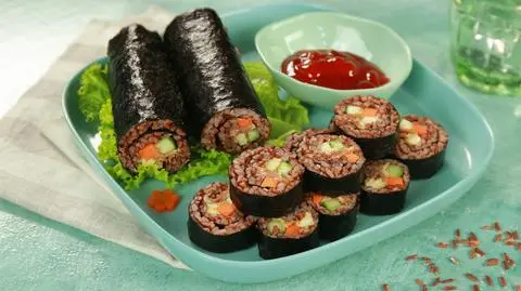 Hình ảnh Kimbap cá ngừ mayo