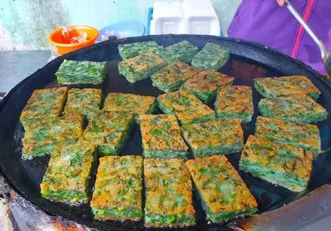 Hình ảnh bánh hẹ chiên trứng 