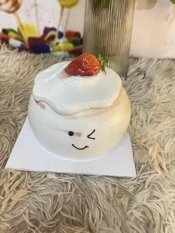 Hình ảnh bánh kem 12cm mã 13