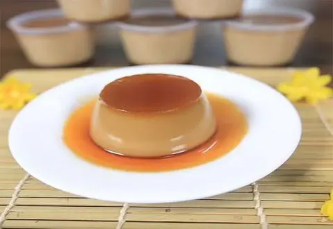 Hình ảnh Bánh flan nhà làm