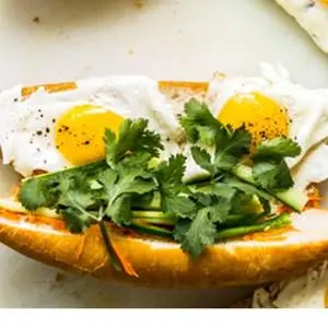 Hình ảnh Bánh mì 2 Trứng
