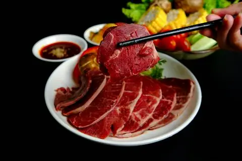 Hình ảnh Nạc vai bò Mỹ - steak - ướp sốt BBQ Hàn Quốc chưa nướng