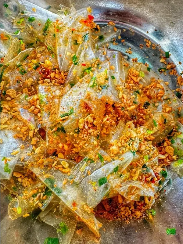 Hình ảnh Bánh tráng trộn dẻo tỏi