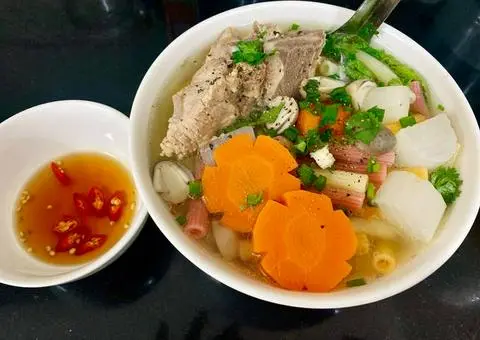 Hình ảnh Nui Xí Quách