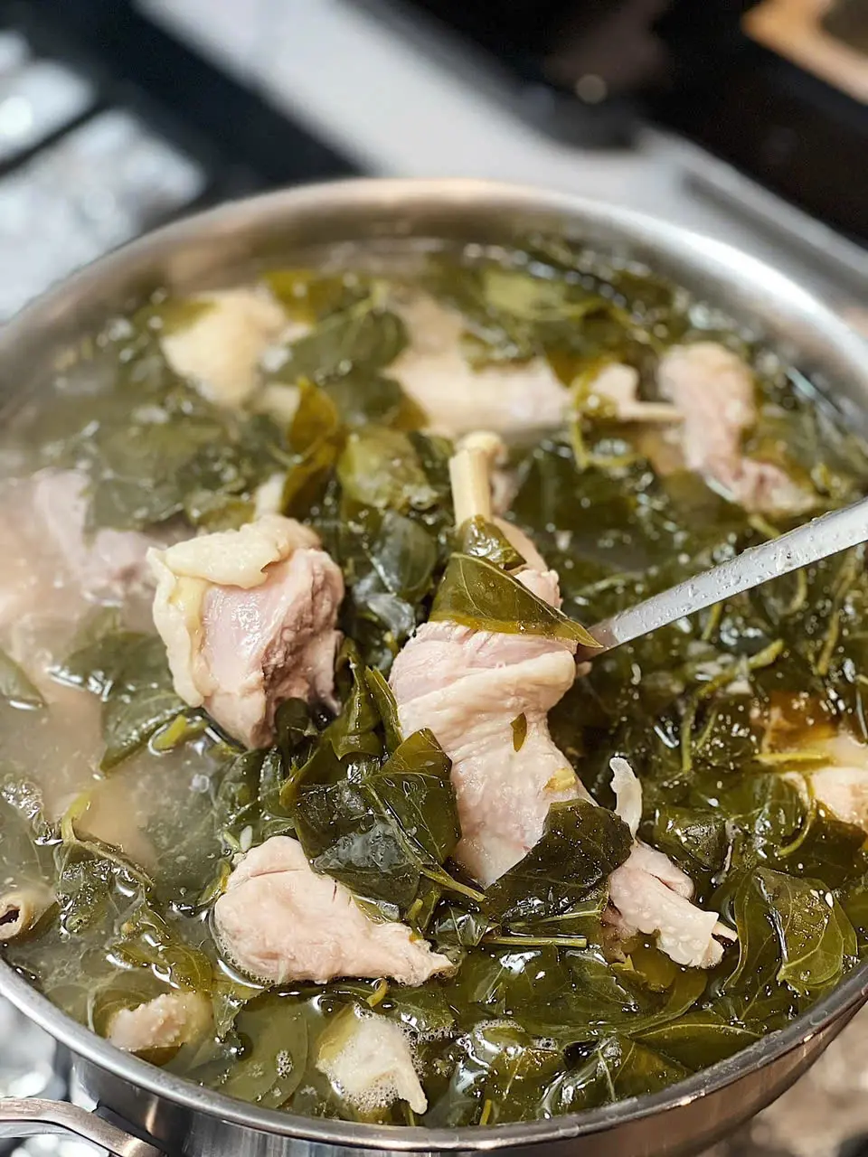 Hình ảnh Lẩu gà LÁ GIANG Lớn 4-5 người ăn