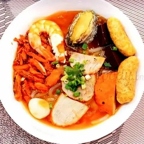 Hình ảnh Bánh Canh Hải Sản Bào Ngư