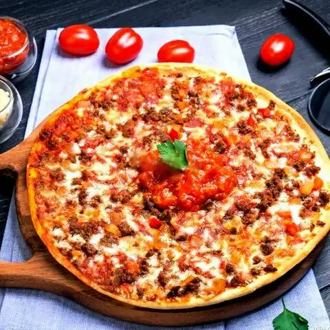 Hình ảnh Bolognese pizza
