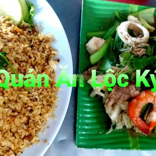 Hình ảnh Cơm chiên thập cẩm xào rau
