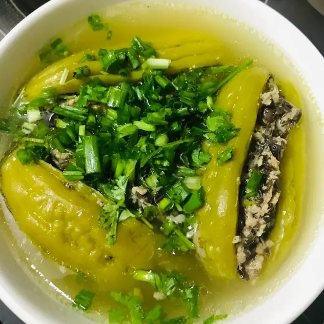 Hình ảnh Canh khổ Qua nửa trái ( không cơm)
