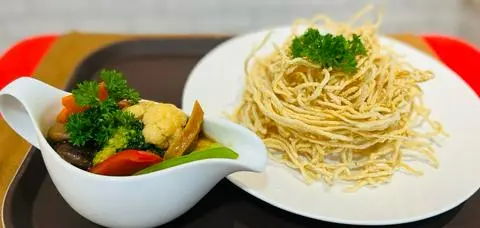 Hình ảnh Mì Xào Giòn Chay