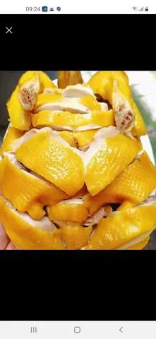 Hình ảnh Gà ủ muối 1 con ăn nóng + 2 sốt chấm