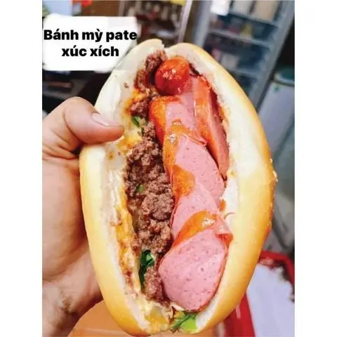 Hình ảnh bánh mì pate bơ xúc xích 