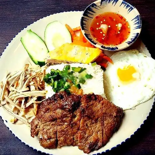 Hình ảnh Cơm tấm sườn opla