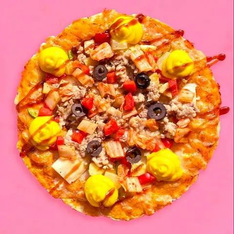 Hình ảnh Pizza bò Mỹ nướng phô mai kim chi