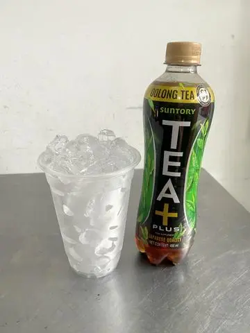 Hình ảnh TRÀ Ô LONG KÈM LY ĐÁ 