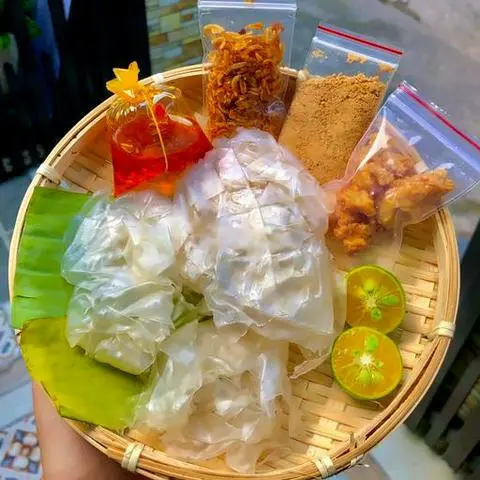 Hình ảnh Bánh tráng sate hành phi tóp mỡ