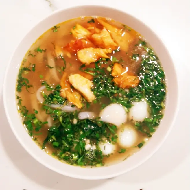 Hình ảnh Bánh canh cá - trứng cút
