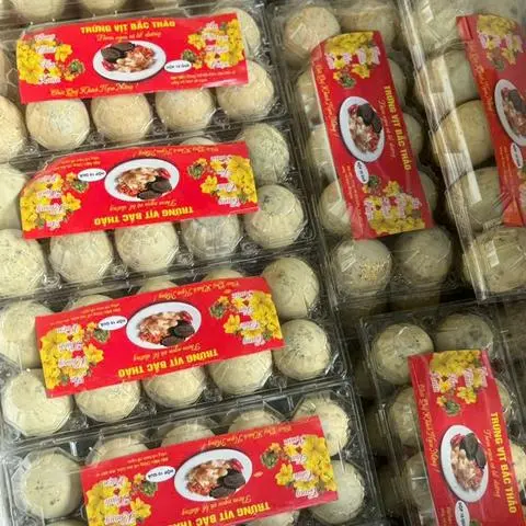 Hình ảnh Trứng vịt bắc thảo (Vĩ 10 trứng) 