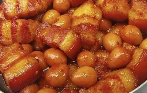 Hình ảnh Combo06: Cơm, thịt ba rọi kho trứng cút…