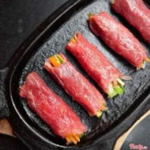 Hình ảnh Bò cuộn phô mai