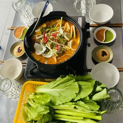Hình ảnh Lẩu Vịt Nấu Chao ( Size Lớn 4 Đến 5 người ăn)