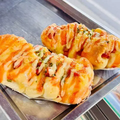 Hình ảnh Bánh Xúc Xích Đức