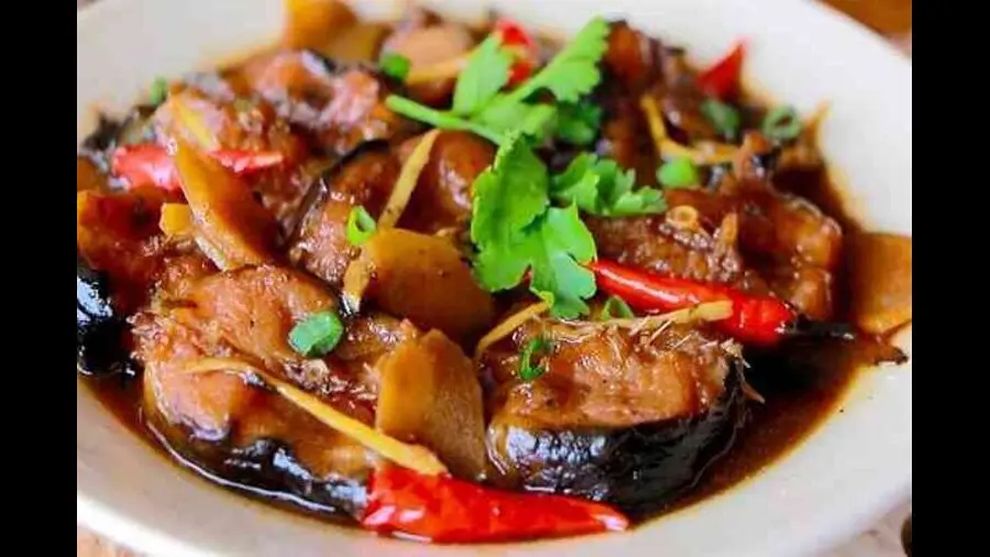 Hình ảnh Cơm cá trê kho