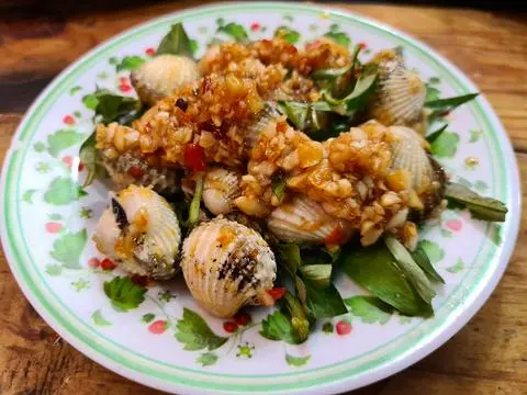 Hình ảnh Sò huyết xào tỏi