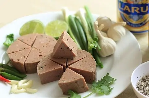 Hình ảnh chả bò - 1 cuộn 500g 