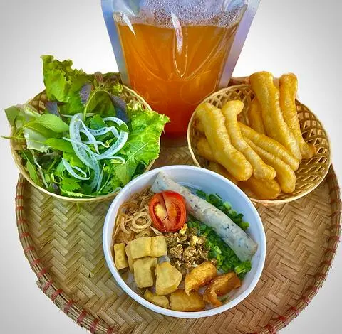 Hình ảnh Bún Riêu Đậu Giò Tai Tóp Mỡ