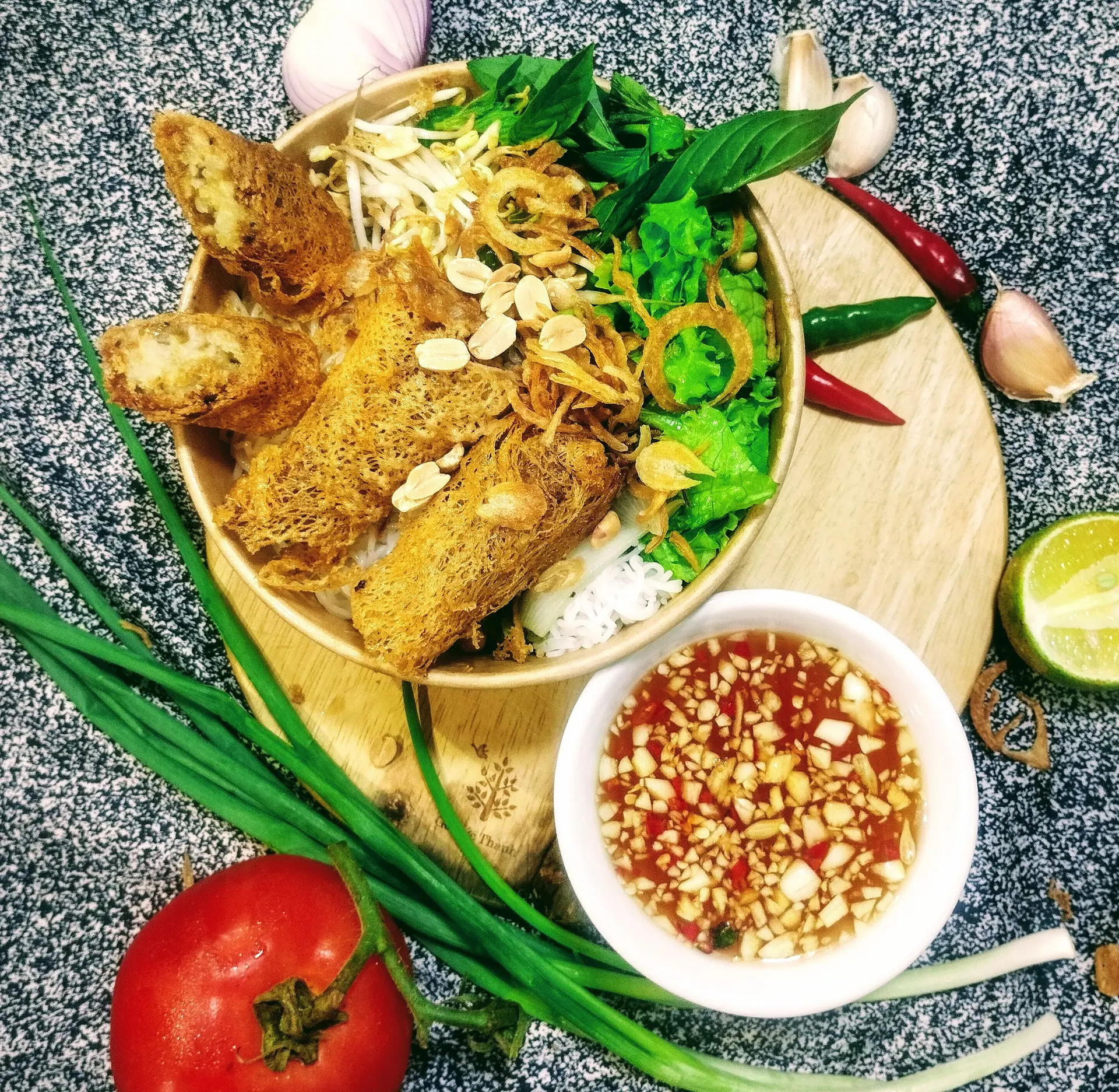 Hình ảnh BCG  Bún trộn Chả Giò Rế Chiên Giòn - Mắm Tỏi Ớt Chua Ngọt