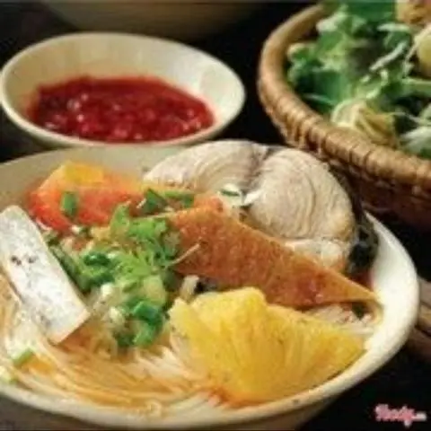 Hình ảnh Bún cá ngừ và chả cá