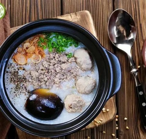 Hình ảnh Cháo bò viên thịt bằm bắc thảo 