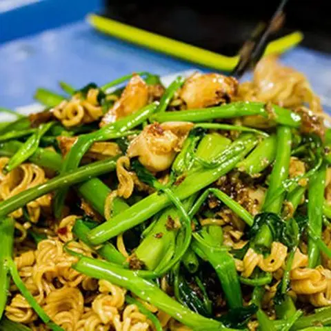 Hình ảnh sò dẹo xào mì