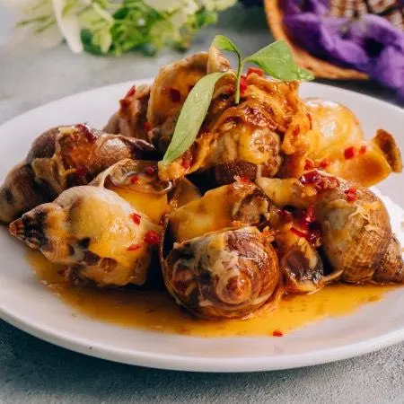 Hình ảnh ốc bulot xào bơ cay